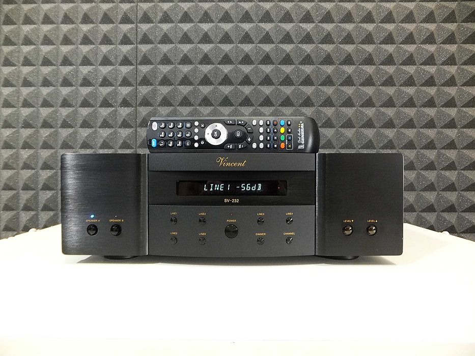 Audiofilski wzmacniacz stereo VINCENT SV-232