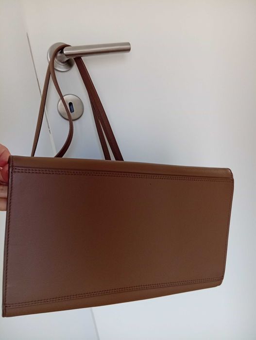 Mala Bimba Y Lola de pele taupe