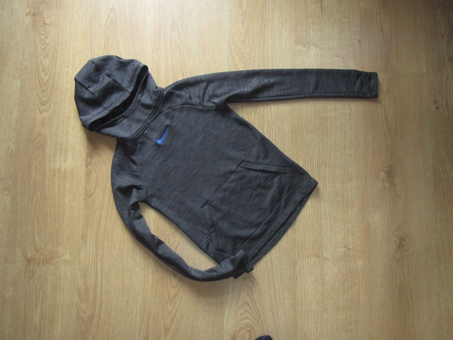 NIKE bluza rozm.134-146