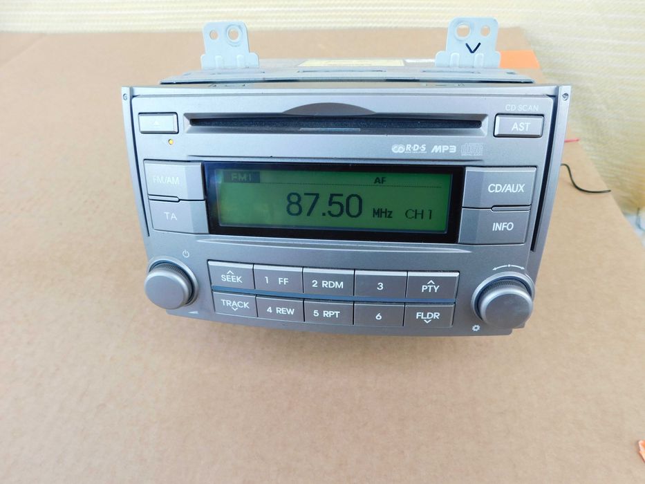 Radio Fabryczne Hyundai 96170-4H060KL Model M800 Starex H1 Oryginał