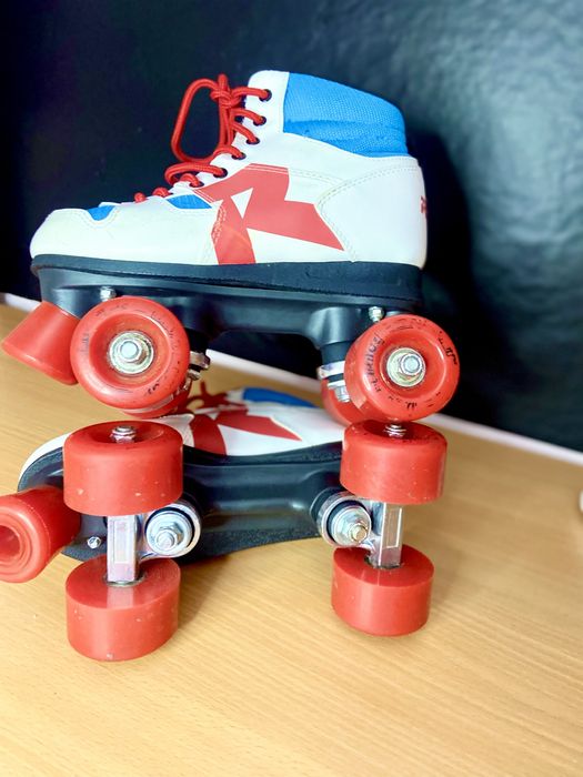 Patins 4 rodas “Roces Disco Palace”