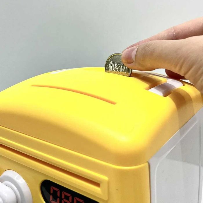 Сейф-копилка с кодовым замком затягивает купюры звук подсветка Желтый