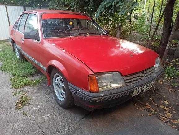Opel Rekord в хорошем состоянии на газу