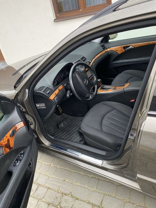 Mercedes-benz E350 cdi W211 2007r po lifcie Elegance.