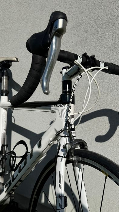 Bicicleta de Estrada Scott CR1 Team – Quadro em Carbono (como nova)