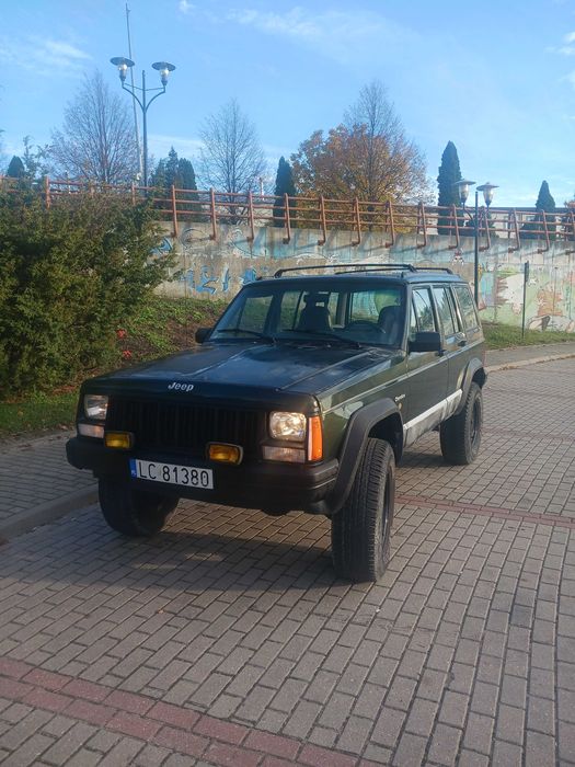 Jeep Cherokee