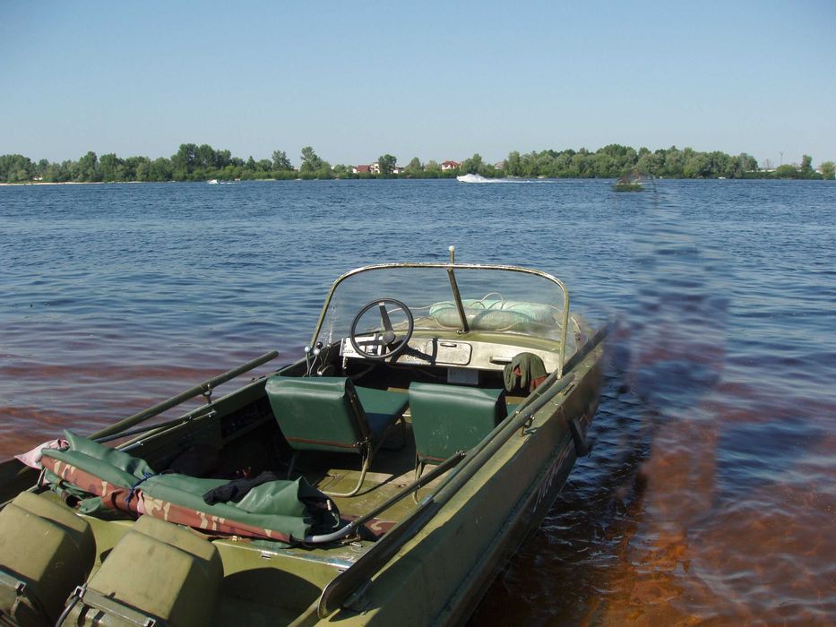 Моторний човен Казанка - 5М2