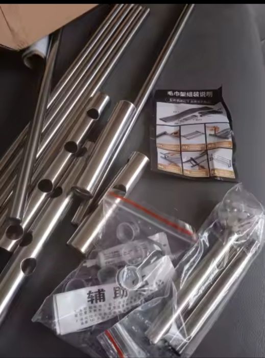 Полка вешалка в ванну, кухню,баню.