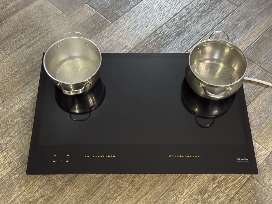 Індукційна поверхня від Miele km 7678, безрамкова, гарний стан
