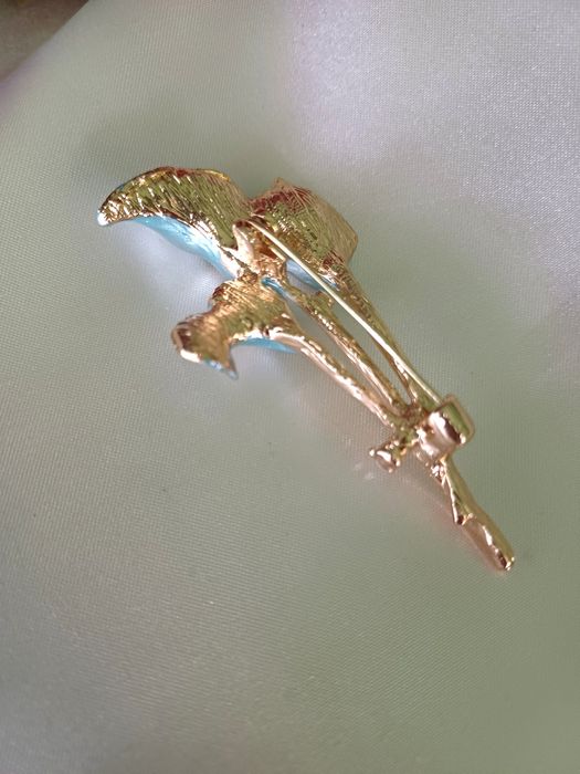 Broszka - Błękitne lilie.