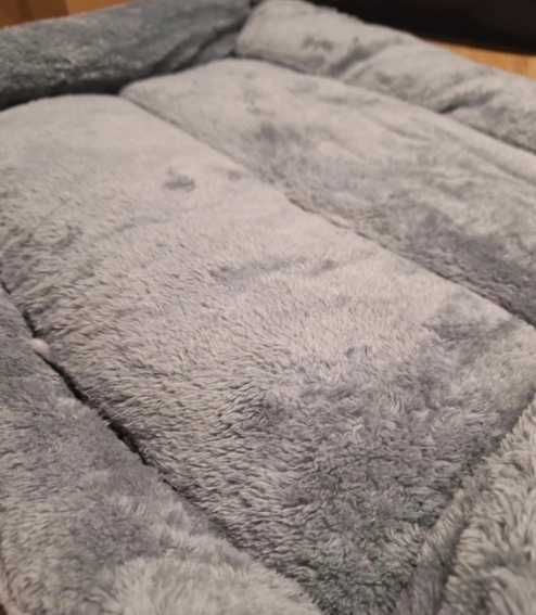 Pluszowe Legowisko L 65×50 cm – Szaro-Czarne | Komfort dla Psa i Kota