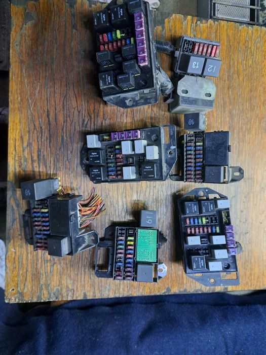 Блок предохранителей запобіжників для чері джагі