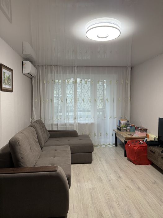 Продам 1 квартиру