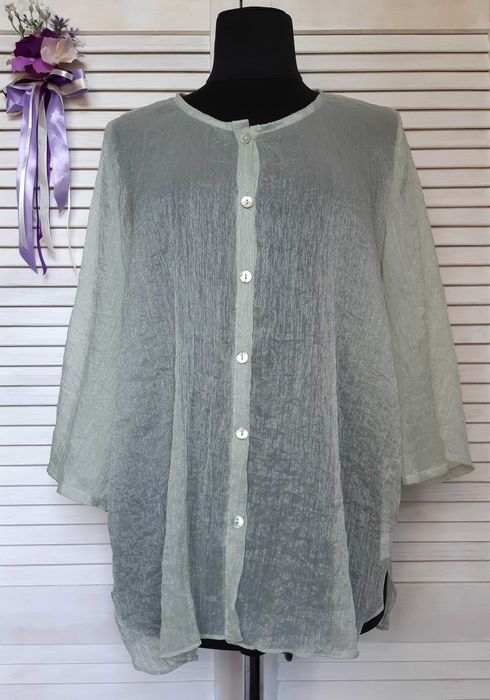 Прозрачная, лёгкая блуза мятного цвета на пуговичках zara