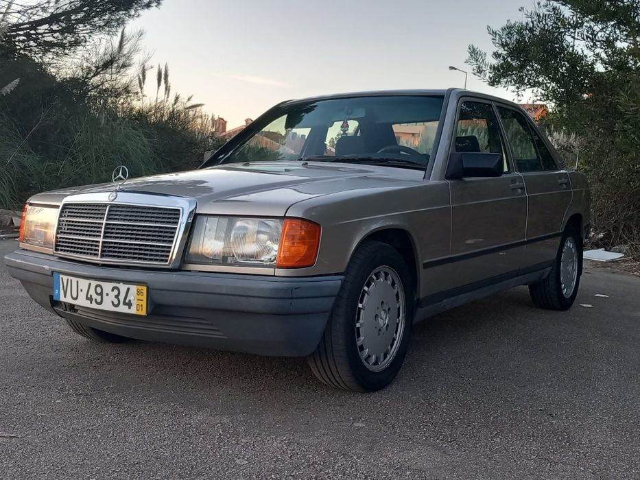 Mercedes Benz  190 2.5D foto 3