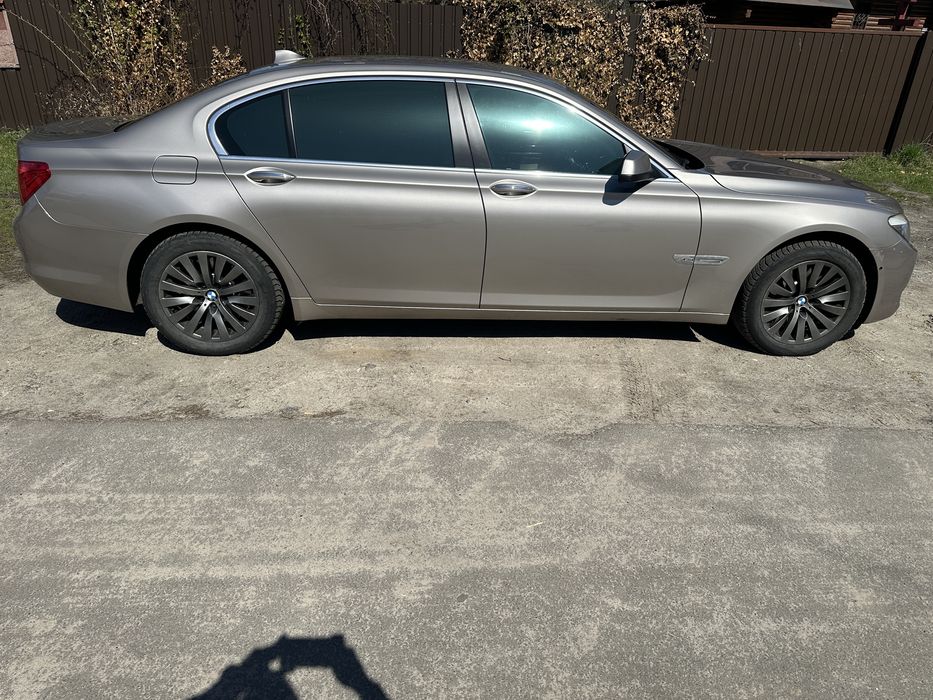 Bmw 750li в идеальном состоянии 111 тыс, пробег