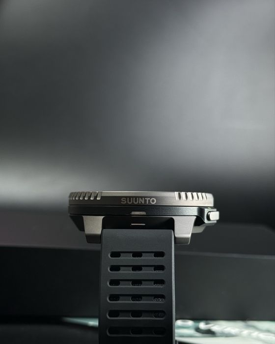 Новий Suunto Vertical Titanium Solar з офіційною гарантією 24місяці