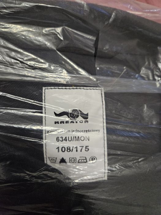 Kombinezon jednoczęściowy