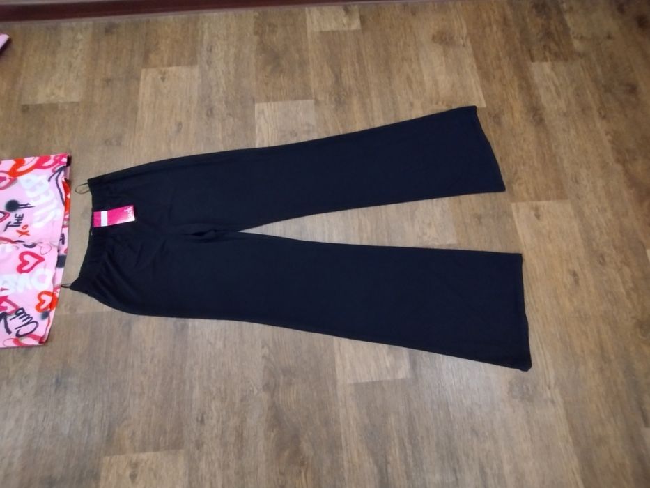 Костюм з брюками недорого