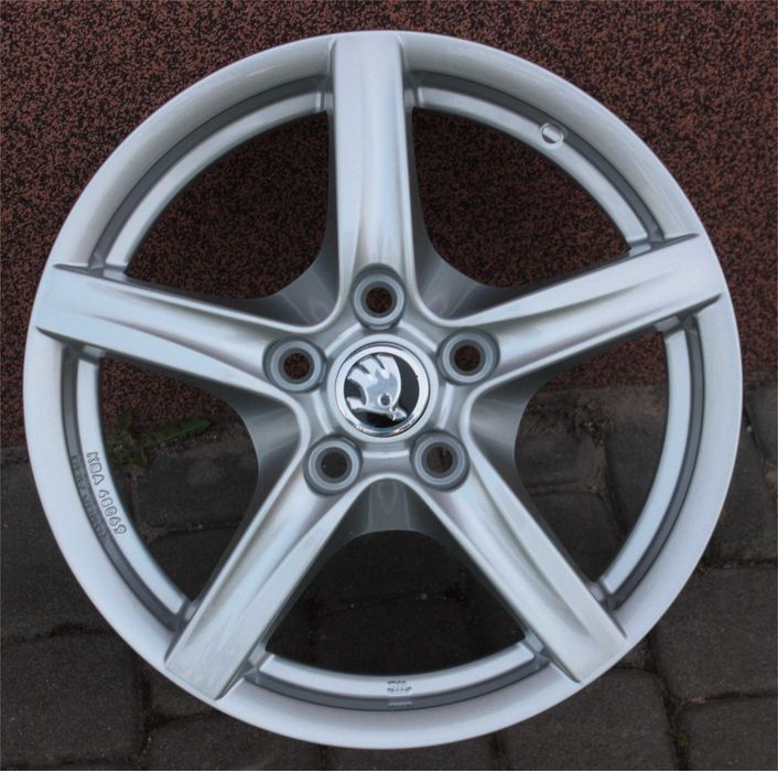 Nowe niemieckie alufelgi Alutec 15 5x112 Audi A3 VW Golf Seat Skoda Oc