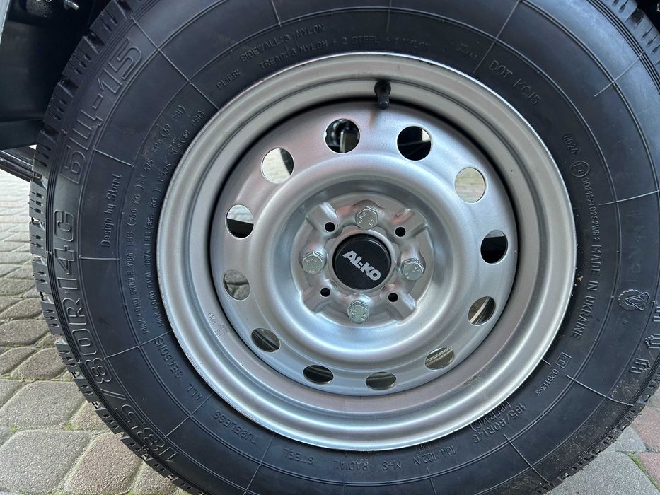 Легковий оцинкований причіп