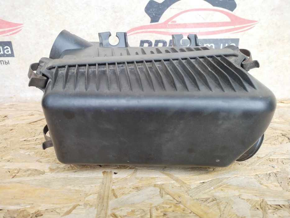 Hyundai Getz 2002-2005 1.3 B корпус воздушного фильтра 28110-1C000