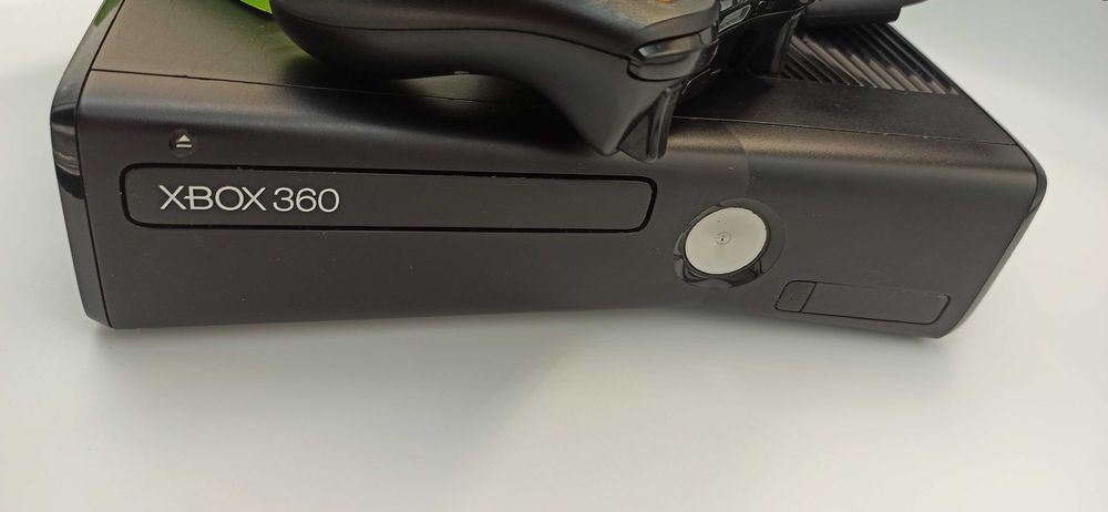 Xbox 360 konsola - pad - zasilacz - kinect - Forza Motorsport 4