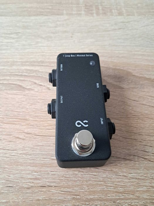 One Control Minimal 1 Loop Box Looper