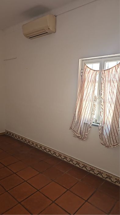 Moradia T1 no Escoural