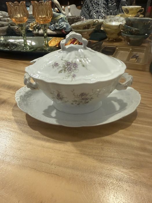 Zabytkowa sosierka z grupy Rosenthal