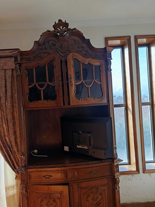 Móvel de Sala em Madeira Antigo