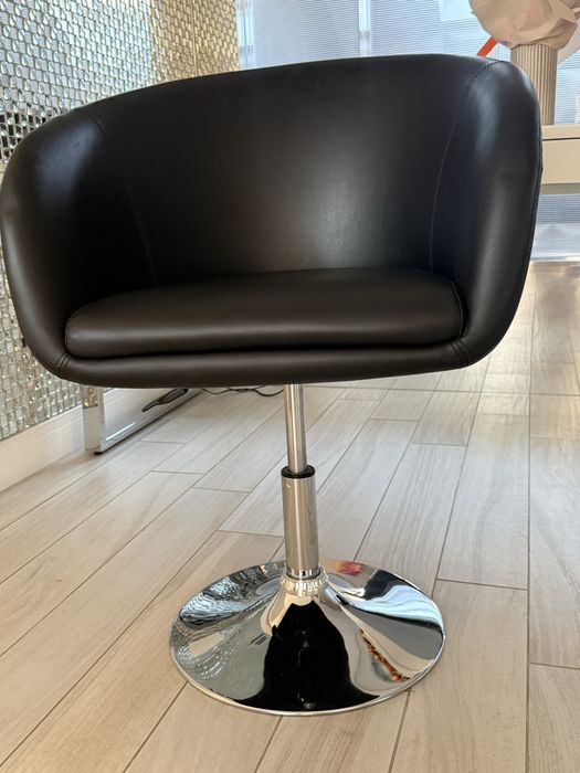 Sprzedam fotel obrotowy do biurka