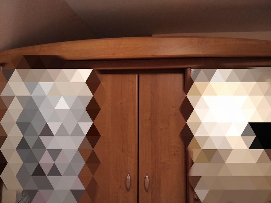 Szafa przesuwna z lustrami i oświetleniem led. Pilna sprzedaż