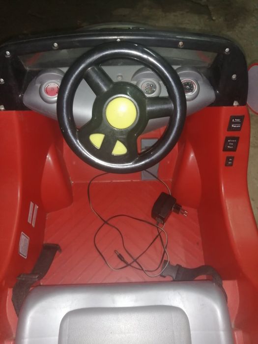 Продам детскую машину