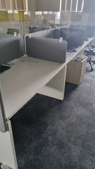 Biurko białe 140x80 cm biurka białe stoły biurowe do biur szkół domu