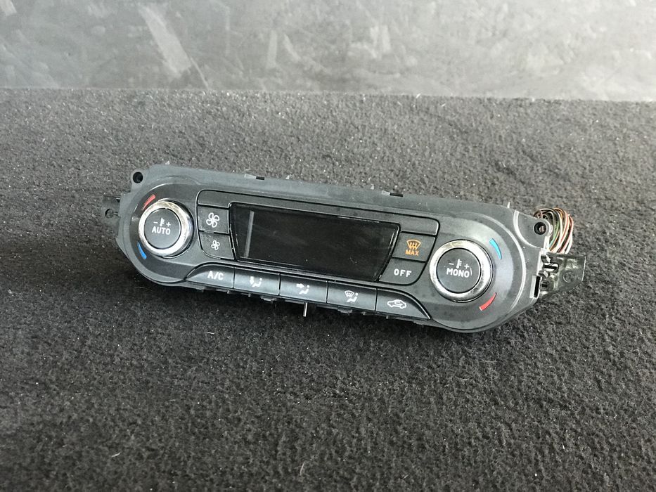 Форд Фокус 2 Блок Управління Кліматом Ford Focus 2 Регулятор Печки Mk2
