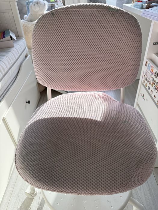 Krzeslo do biurka regulowana wysokosc i glebokosc