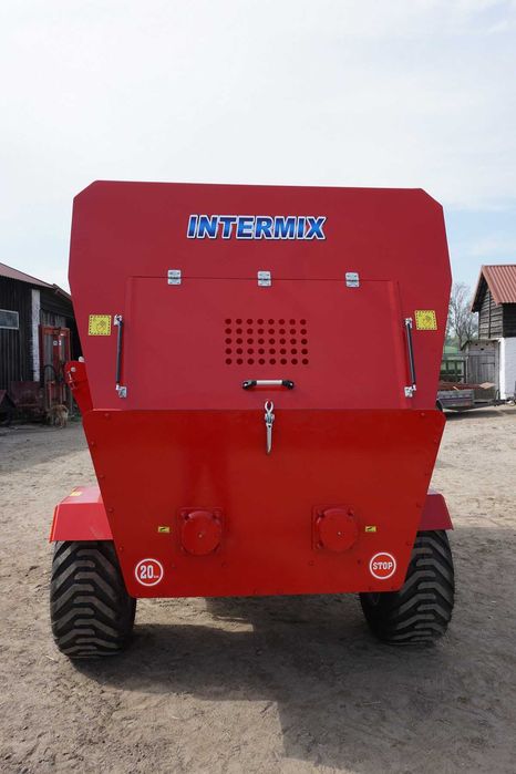 Poziomy paszowóz, wóz paszowy INTERMIX R10 Premium