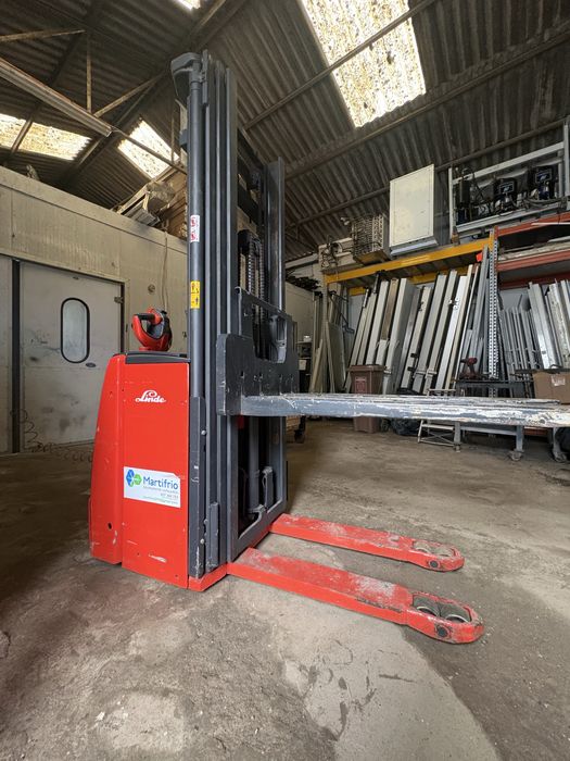 stacker linde com  balança