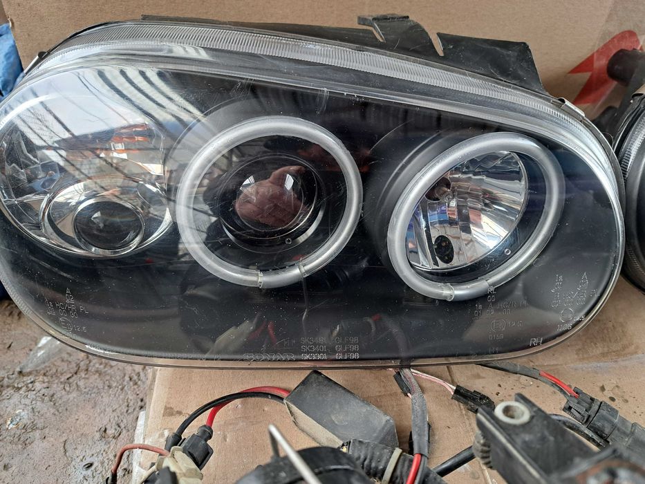 Фари передні Гольф 4 ксенонові