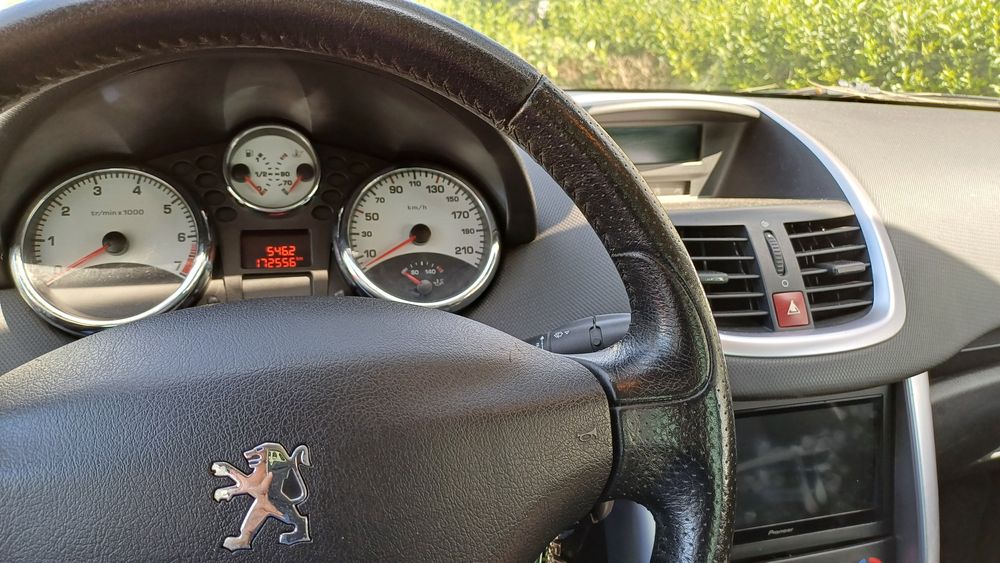 Peugeot 207CC 1.6turbo