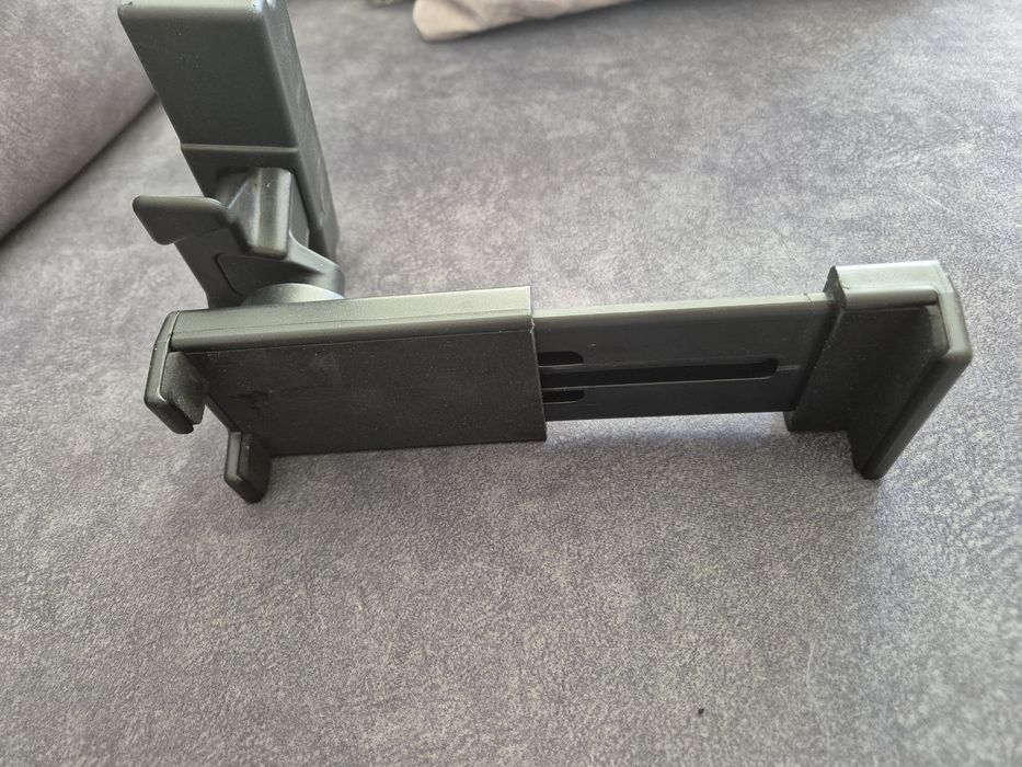 Smart Holder – uchwyt multimedialny