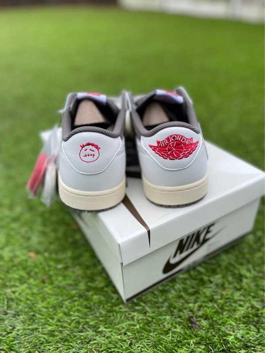 Jordan 1 Retro Low OG SP Travis Scott Reverse Mocha R.45