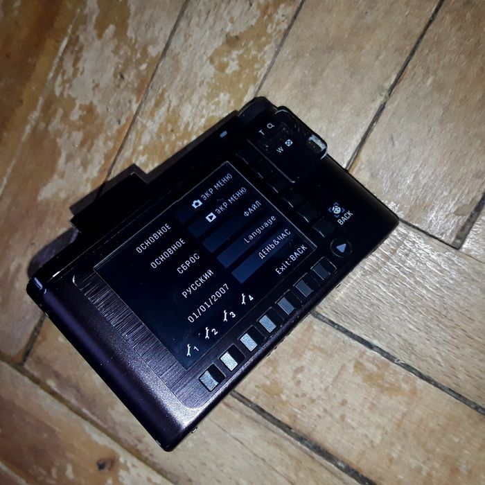 Samsung NV15 цифрофий фотоапарат (дефект)