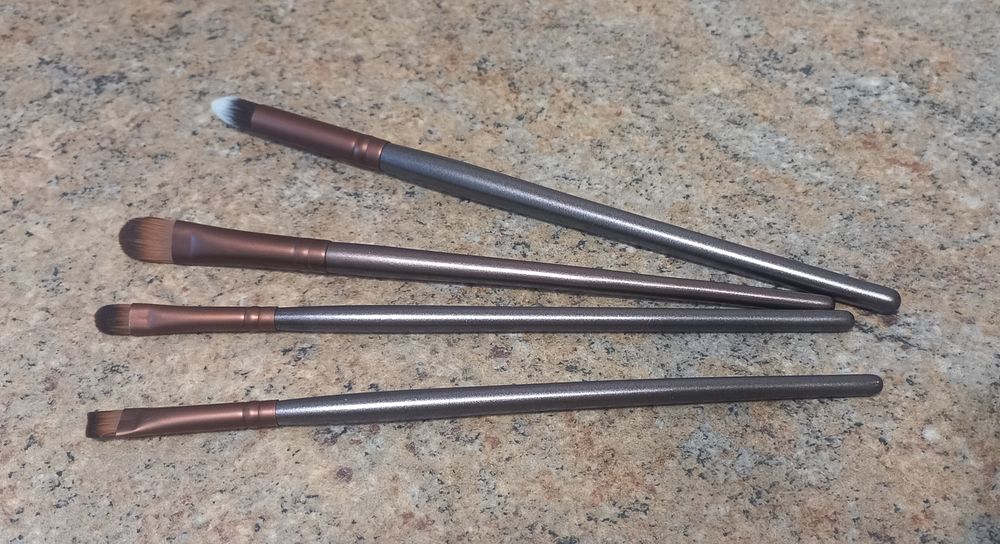 Кисти для макияжа, 4шт