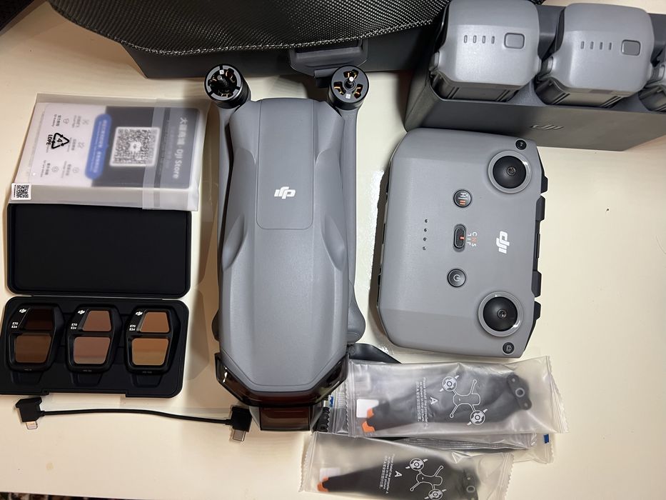 DJI Air 3S Fly More Combo