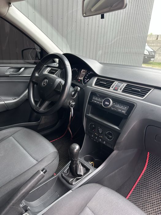 Skoda Rapid 2015 1.3d шкода рапид 157000 рідного пробігу