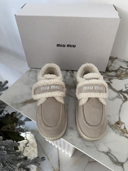 Ugg lux brand miu miu натуральний замш хутро є відеоогляд