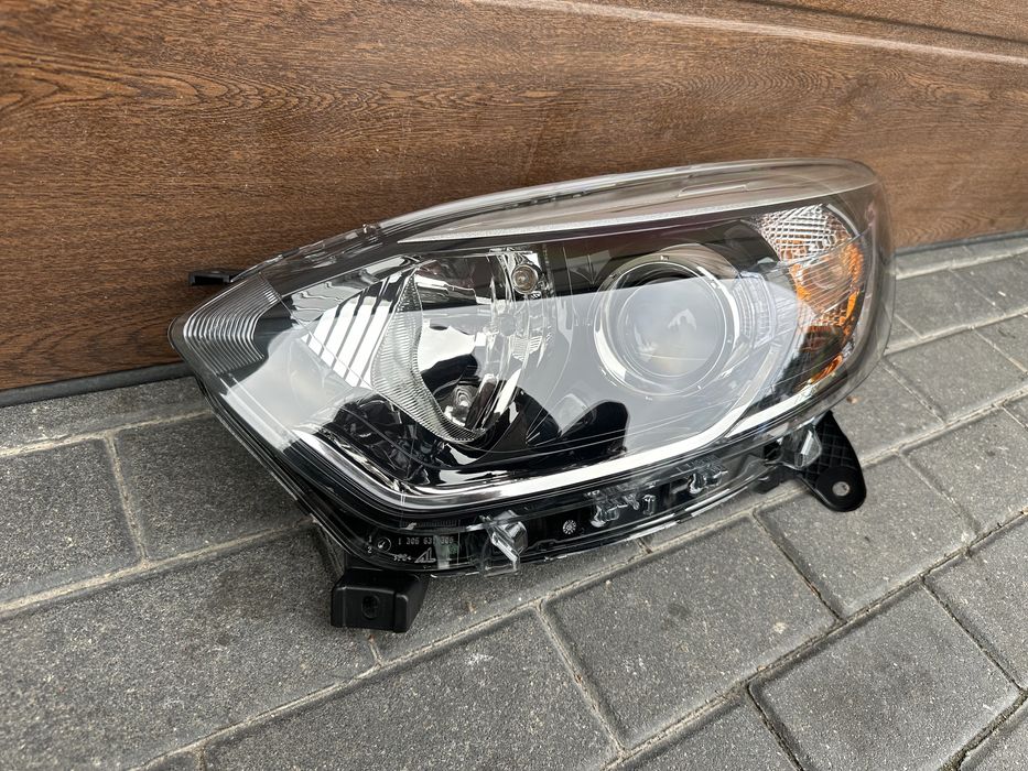 Renault Captur I reflektor Lewy Prawy NOWY ORYGINALNY