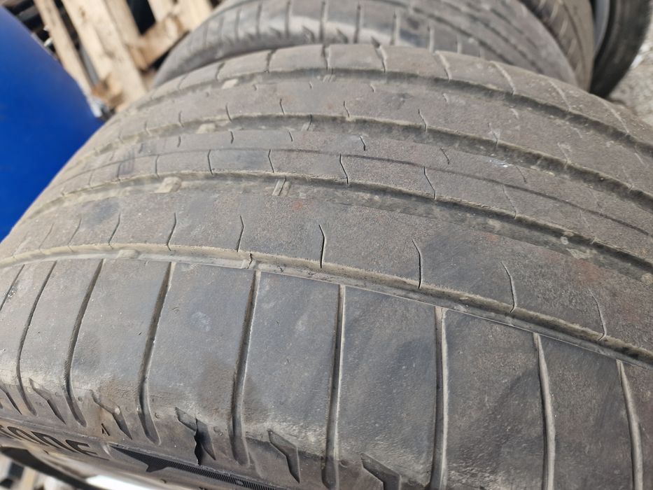 Opony Bridgestone 265/40 R20